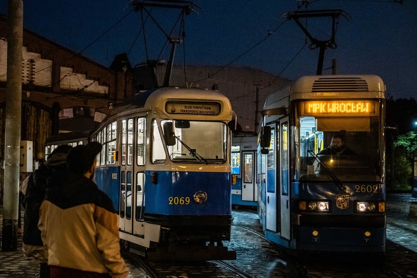 Tramwajem wieczorową porą. Zabytkowe tramwaje ruszają w trasę. Sobota, 05.10.2024
