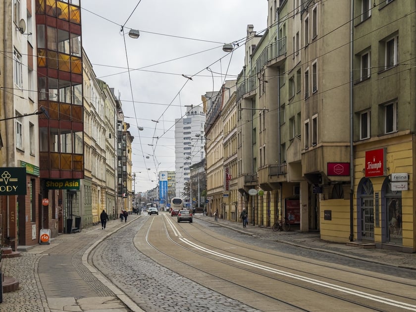 Spacer konsultacyjny dotyczący przyszłości ul. Szczytnickiej we Wrocławiu, który się odbył 30 listopada 2024 roku