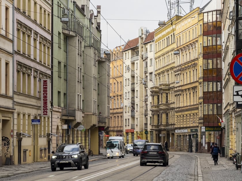 Spacer konsultacyjny dotyczący przyszłości ul. Szczytnickiej we Wrocławiu, który się odbył 30 listopada 2024 roku