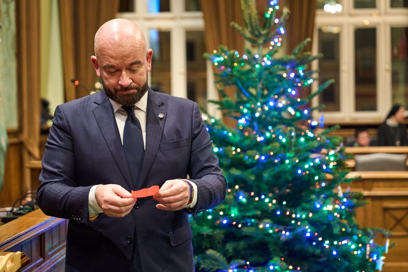 Coroczna Choinka Marzeń. Sala sesyjna Ratusza we Wrocławiu, 13.12.2024