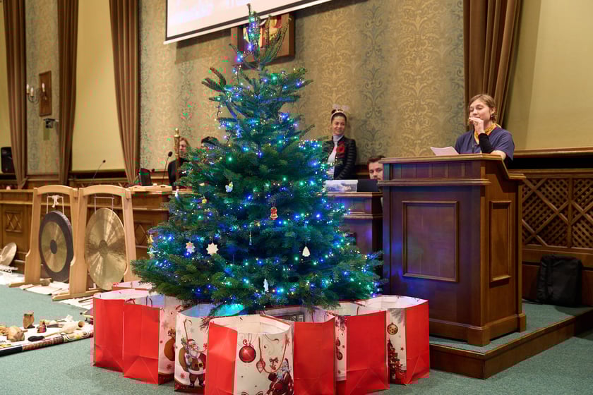 Coroczna Choinka Marzeń. Sala sesyjna Ratusza we Wrocławiu, 13.12.2024