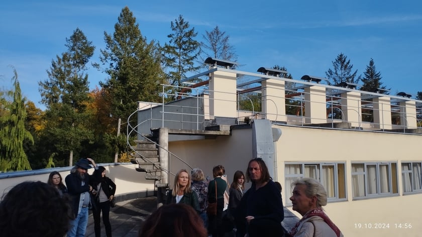 Spacer po WuWie z okazji 95-lecia osiedla. Wrocław, październik 2024