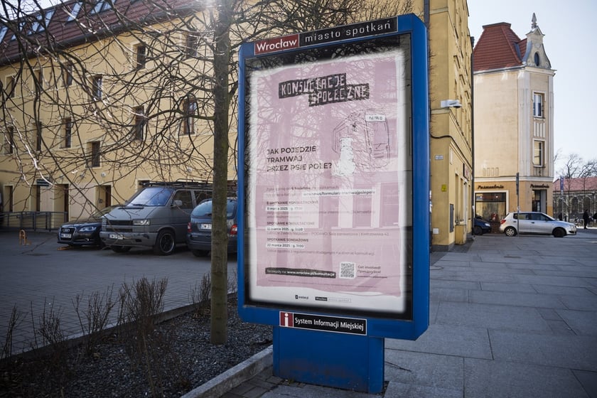 Kosnultacje społeczne na temat przebiegu trasy tramwajowej na Psie Pole