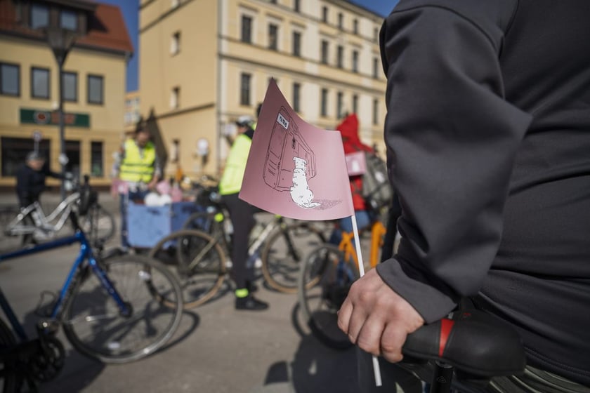 Kosnultacje społeczne na temat przebiegu trasy tramwajowej na Psie Pole