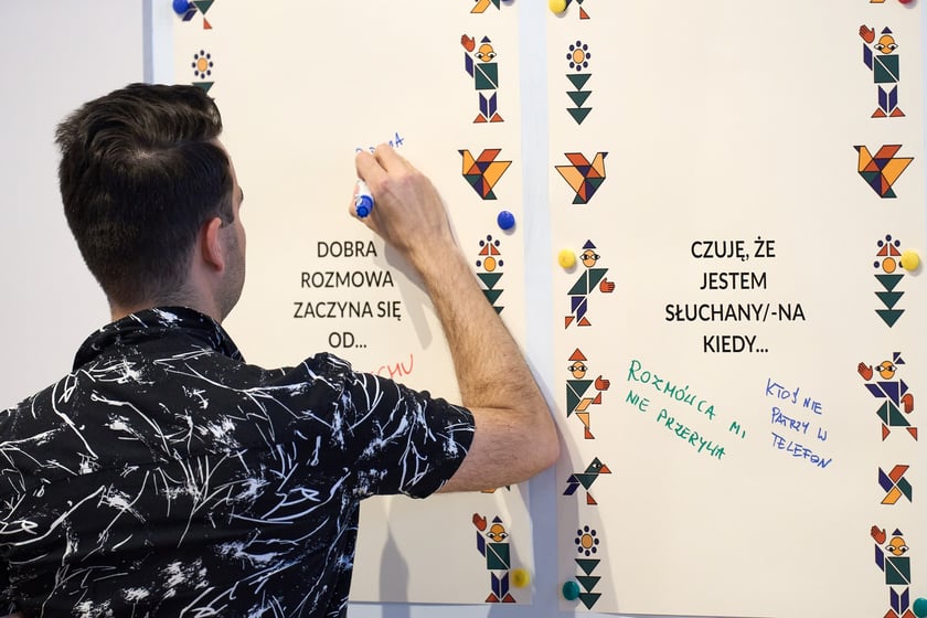 Spotkanie inaugurujące projekt dotyczący zarządzania lokalnymi konfliktami Wszystko zaczyna się od rozmowy