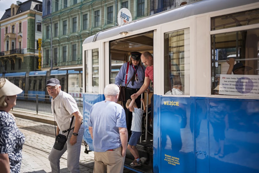 zabytkowy tramwaj Wrocławskich Linii Turystycznych