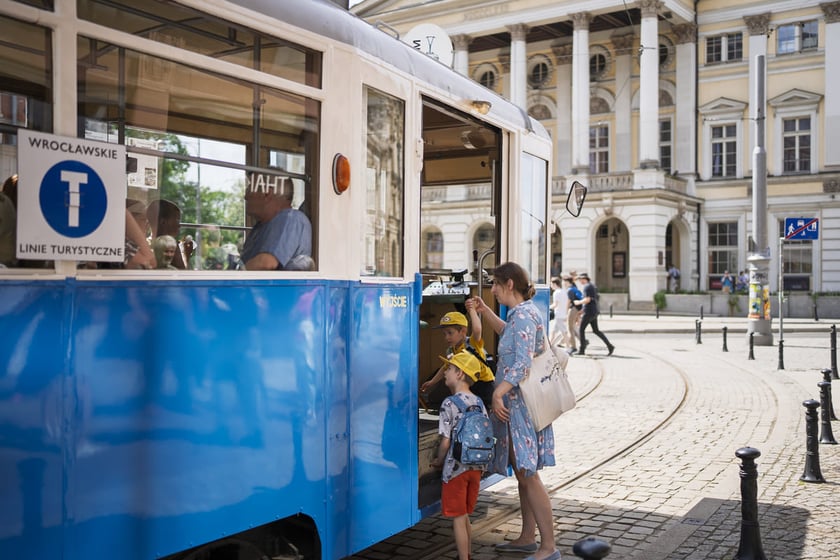 zabytkowy tramwaj Wrocławskich Linii Turystycznych