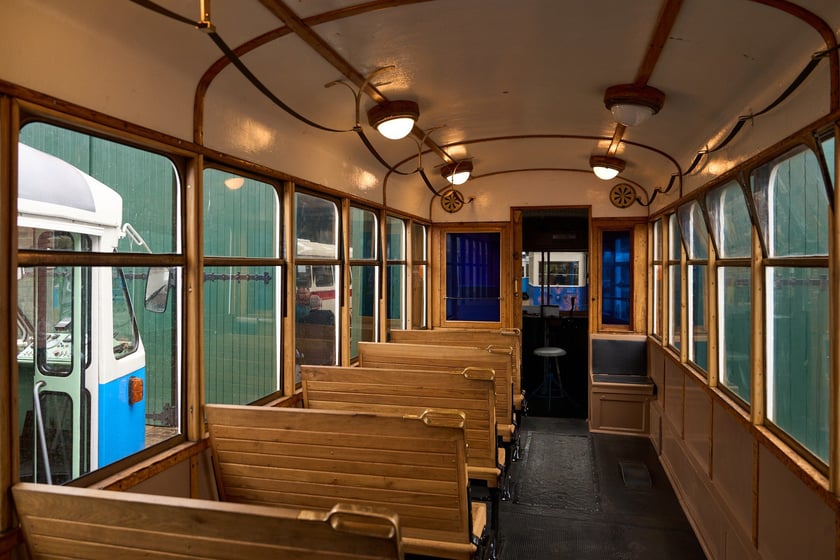 Tramwaj LH Standard
