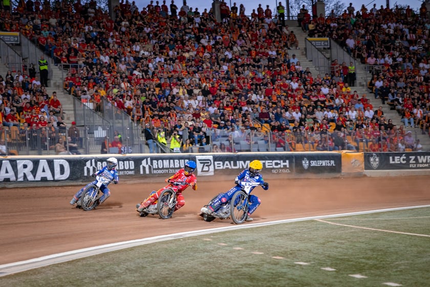 Powiększ obraz: Mecz żużlowy Sparta Wrocław - Unia Leszno na Stadionie Olimpijskim 3 maja 2026 r.