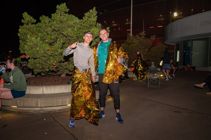 Powiększ obraz: 12. Tarczyński Nocny Wrocław Półmaraton