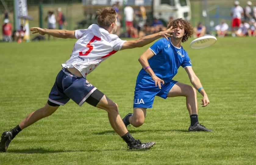 Na wrocławskich Polach Marsowych rozgrywane są zawody o mistrzostwo świata do lat 20 i mistrzostwo Europy do lat 17