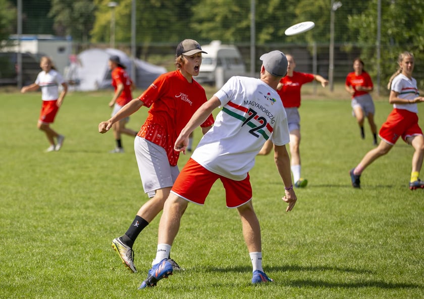 Na wrocławskich Polach Marsowych rozgrywane są zawody o mistrzostwo świata do lat 20 i mistrzostwo Europy do lat 17