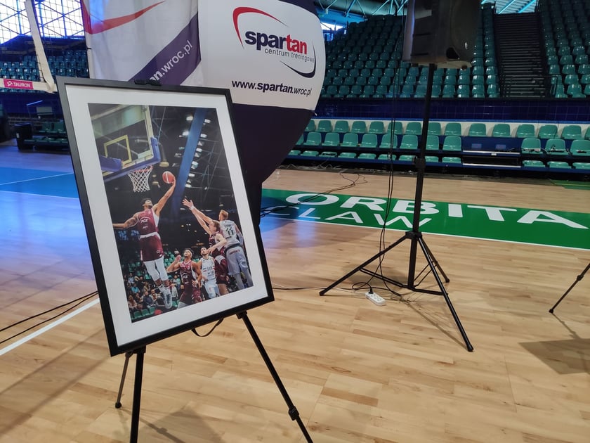 ?Tanie Granie? to miejski program wsparcia dla wrocławskich drużyn sportowych, które mogą nieodpłatnie korzystać m.in. z Hali Orbita