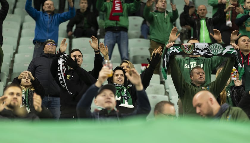 Mecz WKS Śląsk Wrocław ? Warta Poznań został rozegrany w ramach 11. kolejki PKO Ekstraklasy. Zakończył się wynikiem 0:2 dla gości.