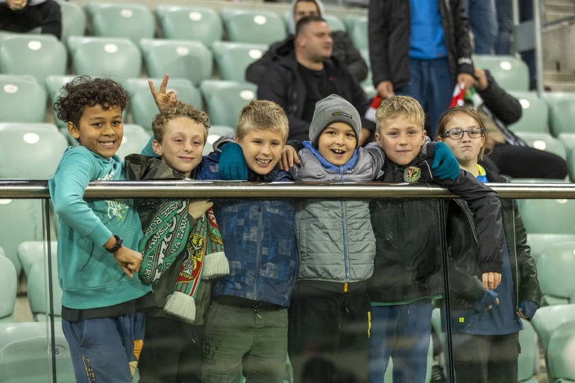 Mecz WKS Śląsk Wrocław ? Warta Poznań został rozegrany w ramach 11. kolejki PKO Ekstraklasy. Zakończył się wynikiem 0:2 dla gości.