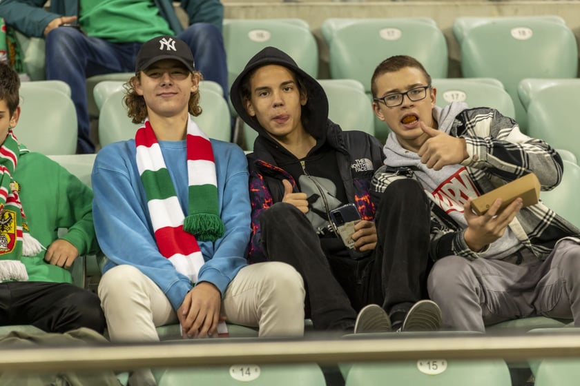 Mecz WKS Śląsk Wrocław ? Warta Poznań został rozegrany w ramach 11. kolejki PKO Ekstraklasy. Zakończył się wynikiem 0:2 dla gości.