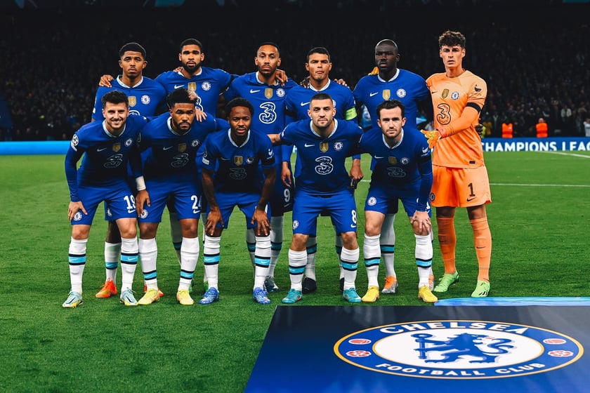 Chelsea. Niezwykła atmosfera Stamford Bridge, piłkarska klasa N?Golo Kante, Thiago Silvy czy Raheema Sterlinga, a także uroki Londynu ? to wszystko sprawia, że wyjazd na mecz Chelsea wydaje się być znakomitym pomysłem dla każdego kibica piłki nożnej. Z Wrocławia dolecimy zarówno na lotnisko Londyn Luton, jak i Londyn Stansted.