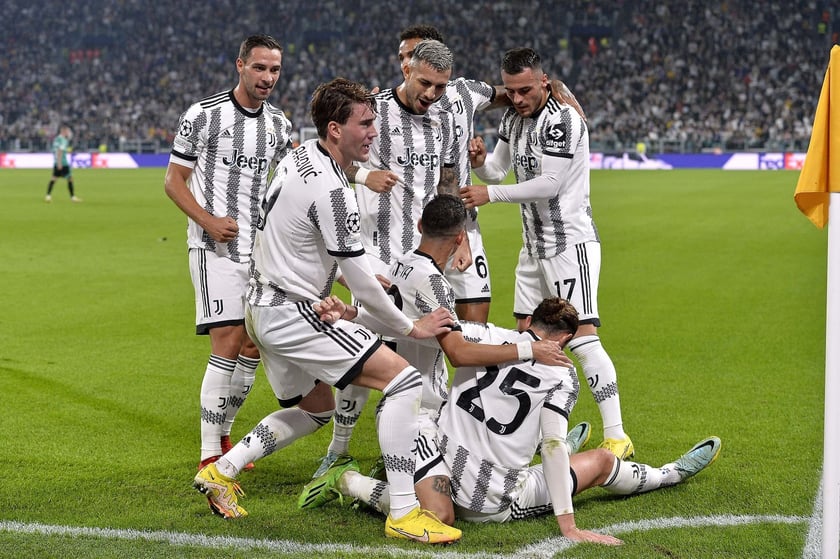 Juventus. Barwy klubu ze stolicy Piemontu reprezentują między innymi Wojciech Szczęsny i Arkadiusz Milik. Polski bramkarz już od kilku lat stanowi o sile Juve, Milik natomiast dołączył do drużyny przed tym sezonem i póki co radzi sobie doskonale. Loty z Wrocławia do Turynu znajdują się w ofercie wrocławskiego lotniska stosunkowo od niedawna, ale biorąc pod uwagę tutejszy futbol i okoliczny krajobraz ? niewątpliwie warto z nich skorzystać!