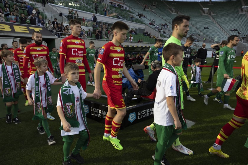 Zdjęcia kibiców z meczu Śląsk Wrocław - Jagiellonia Białystok na Tarczyński Arena, 23 października 2022 r.