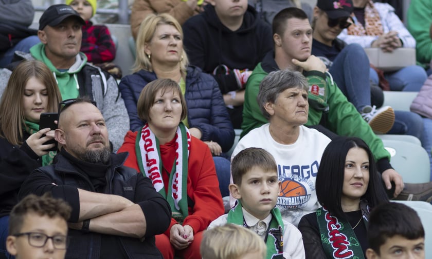 Zdjęcia kibiców z meczu Śląsk Wrocław - Jagiellonia Białystok na Tarczyński Arena, 23 października 2022 r.