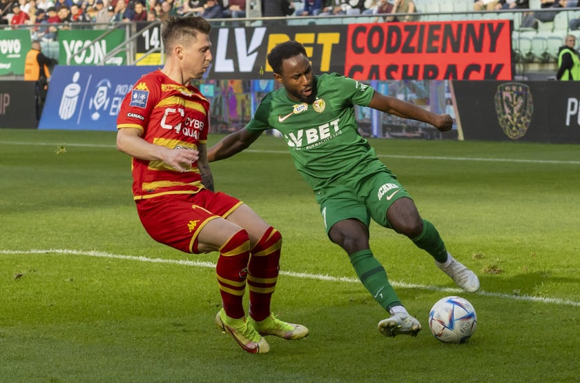 Zdjęcia kibiców z meczu Śląsk Wrocław - Jagiellonia Białystok na Tarczyński Arena, 23 października 2022 r.