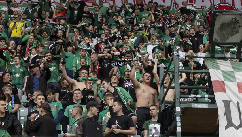 Zdjęcia kibiców z meczu Śląsk Wrocław - Jagiellonia Białystok na Tarczyński Arena, 23 października 2022 r.