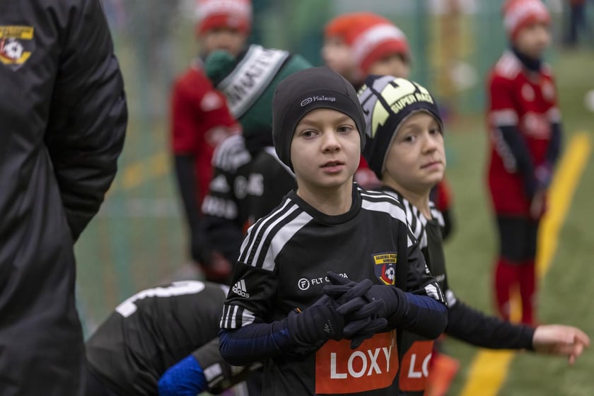 Piłkarze z całej Polski zagrali dla małej Natasz