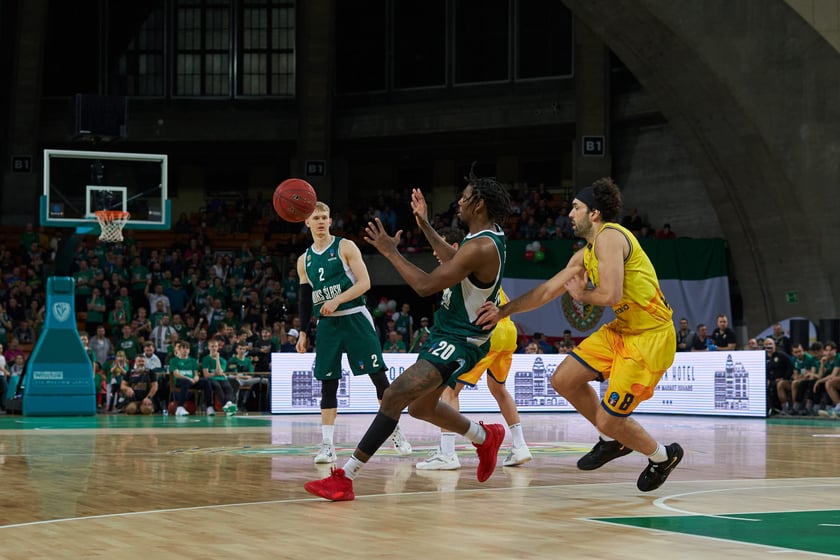 Zdjęcia z meczy Śląska Wrocław z Gran Canarią 11 stycznia 2023 w Hali Stulecia