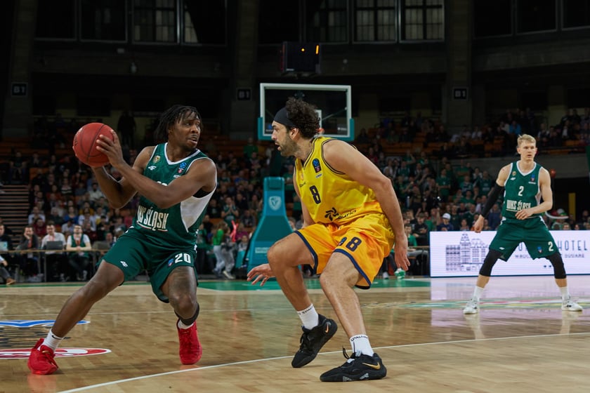 Zdjęcia z meczy Śląska Wrocław z Gran Canarią 11 stycznia 2023 w Hali Stulecia