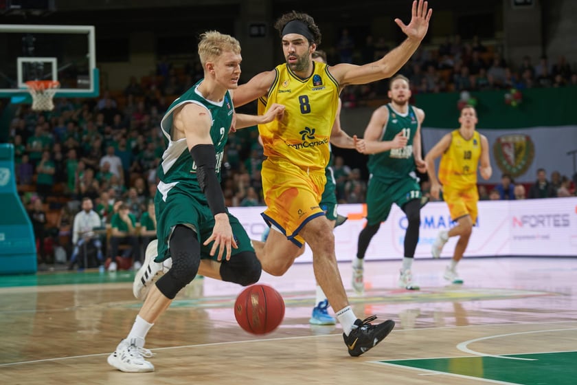 Zdjęcia z meczy Śląska Wrocław z Gran Canarią 11 stycznia 2023 w Hali Stulecia