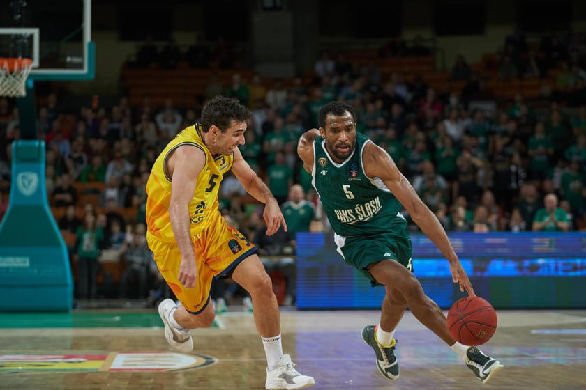 Zdjęcia z meczy Śląska Wrocław z Gran Canarią 11 stycznia 2023 w Hali Stulecia