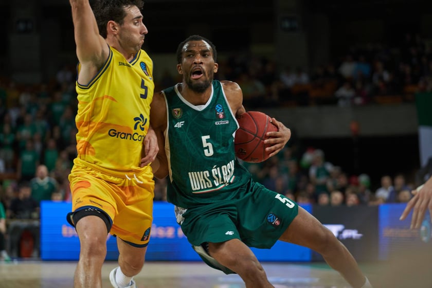 Zdjęcia z meczy Śląska Wrocław z Gran Canarią 11 stycznia 2023 w Hali Stulecia