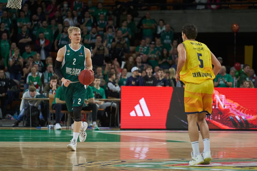 Zdjęcia z meczy Śląska Wrocław z Gran Canarią 11 stycznia 2023 w Hali Stulecia