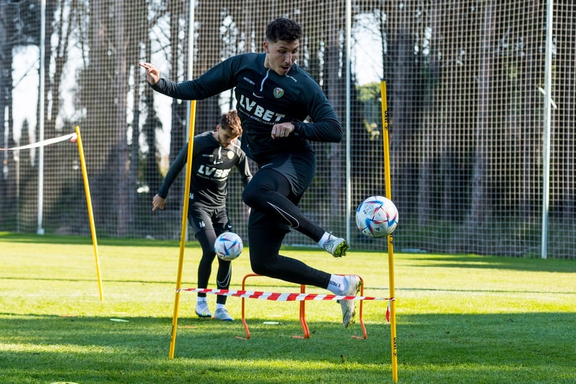 Na zdjęciu piłkarze Śląska Wrocław podczas obozu przygotowawczego i sparingów w tureckim Belek