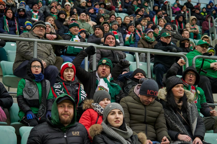 Zdjęcia z sobotniego (11 lutego) meczu Śląska Wrocław z Koroną Kielce na stadionie na Pilczycach