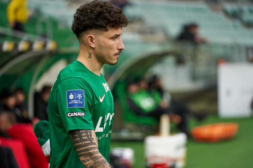 Zdjęcia z sobotniego (11 lutego) meczu Śląska Wrocław z Koroną Kielce na stadionie na Pilczycach