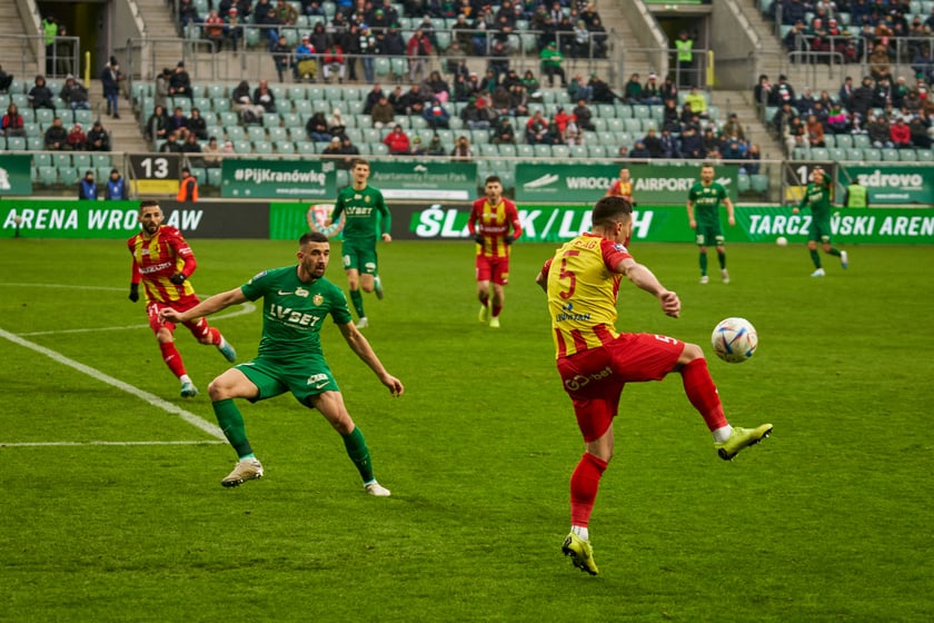 Zdjęcia z sobotniego (11 lutego) meczu Śląska Wrocław z Koroną Kielce na stadionie na Pilczycach