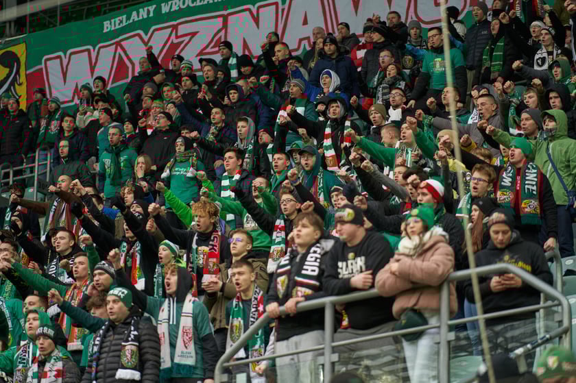 Zdjęcia z sobotniego (11 lutego) meczu Śląska Wrocław z Koroną Kielce na stadionie na Pilczycach