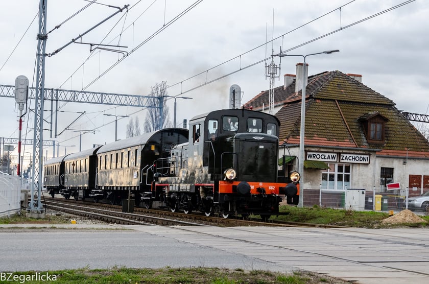 Przejazd zabytkowymi pociągami po Wrocławiu, 12.03.2023