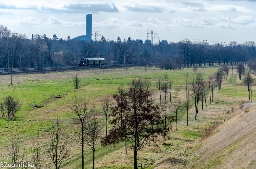 Przejazd zabytkowymi pociągami po Wrocławiu, 12.03.2023