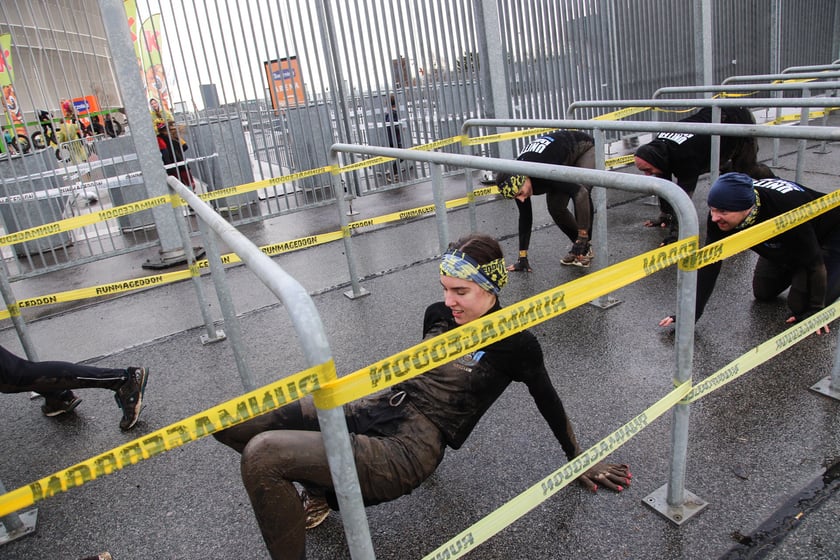 Zawody Runmageddon na Tarczyński Arena na Pilczycach we Wrocławiu