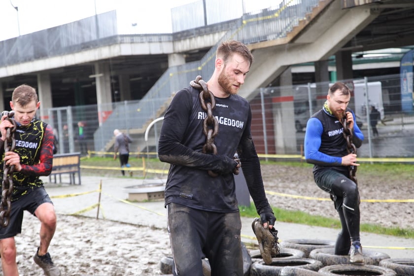 Zawody Runmageddon na Tarczyński Arena na Pilczycach we Wrocławiu