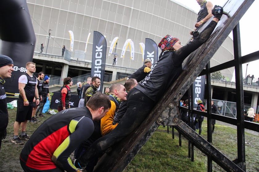 Zawody Runmageddon na Tarczyński Arena na Pilczycach we Wrocławiu