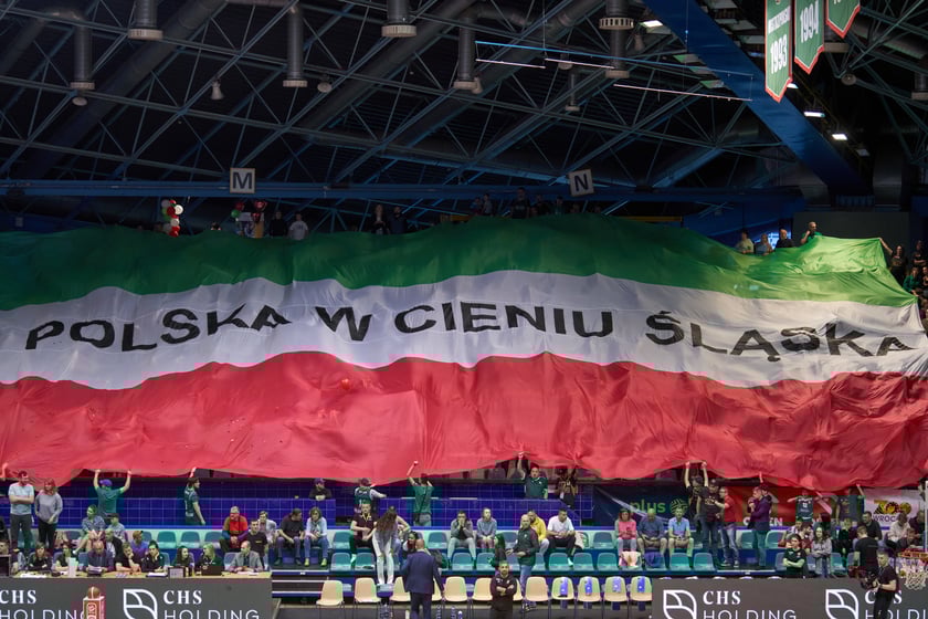 Kibice na meczu Śląska w hali Orbita 3 maja 2023