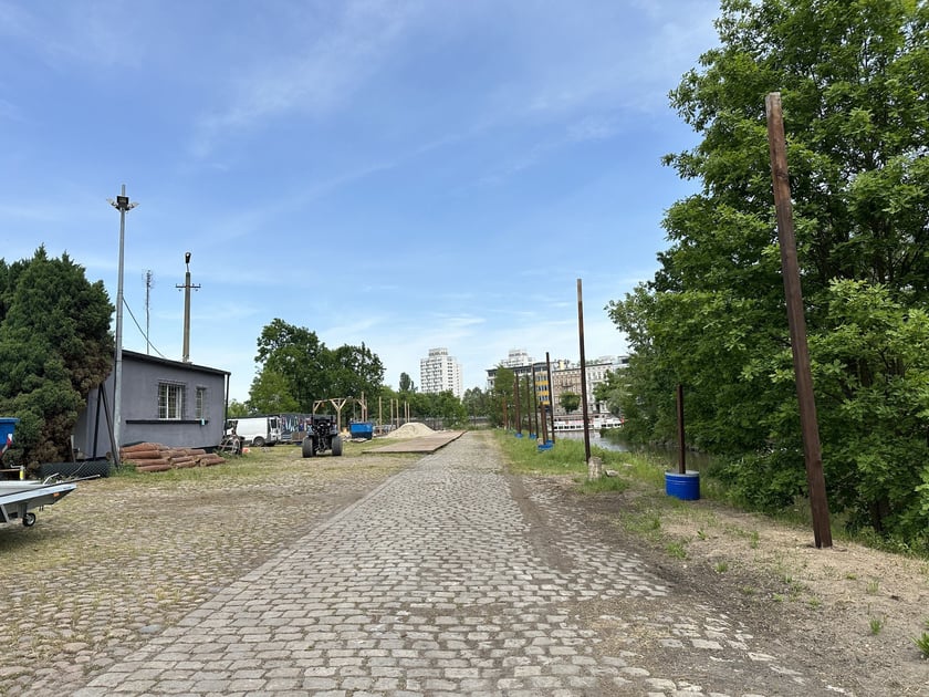 Montaż Beach Baru Port Węglowy