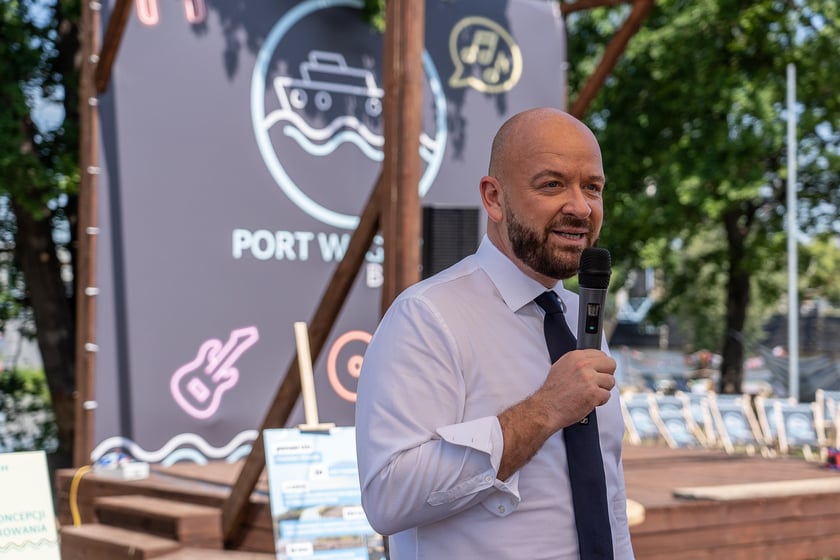 Jacek Sutryk, otwarcie Beach Baru Port Węglowy, 31 maja 2023 roku