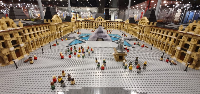 Luwr z klock&oacute;w Lego&nbsp;