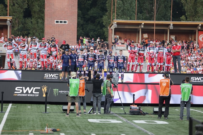 Wrocław, 29 lipca 2023, polscy żużlowcy z Drużynowym Pucharem Świata