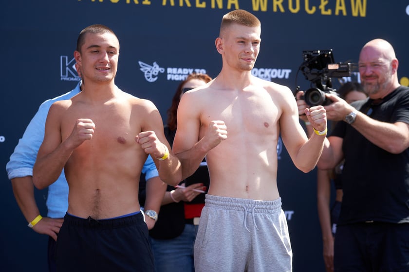 Ceremonia ważenia zawodników przezwieczorem bokserskim na Tarczyński Arena, którego kulminacją będzie walka Usyk - Dubois