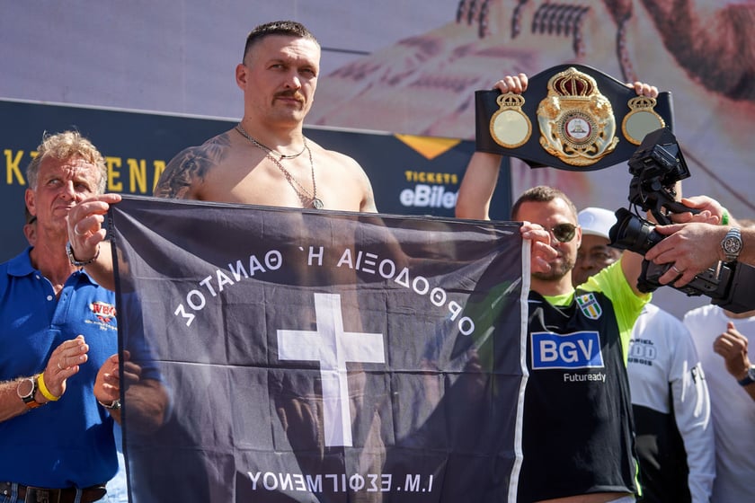 Ceremonia ważenia zawodników przezwieczorem bokserskim na Tarczyński Arena, którego kulminacją będzie walka Usyk - Dubois